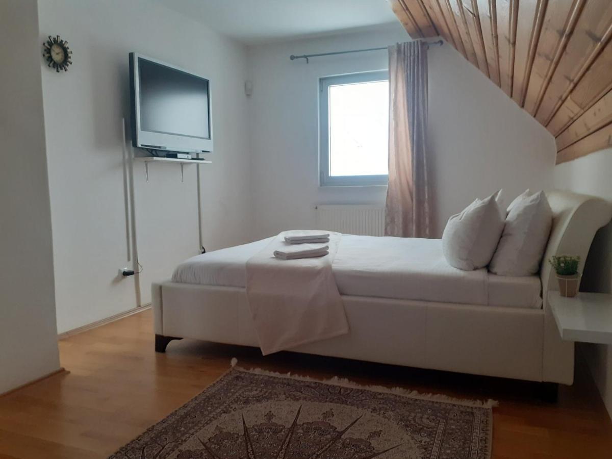 Holiday Home Vila Bjelašnica Buitenkant foto