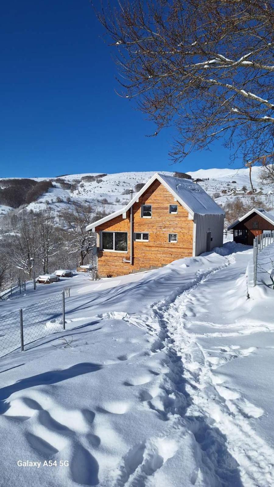 Holiday Home Vila Bjelašnica Buitenkant foto