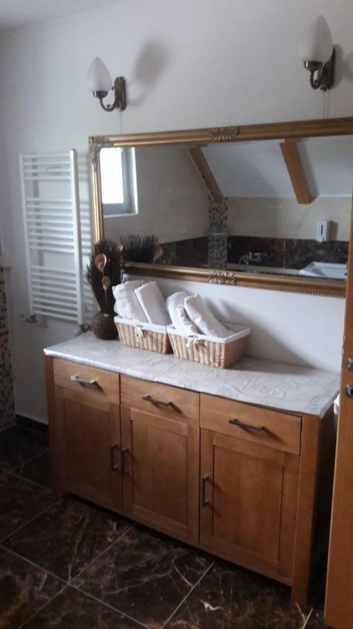 Holiday Home Vila Bjelašnica Buitenkant foto